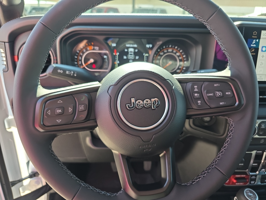2025 Jeep Wrangler 4-Door Rubicon - Photo 10