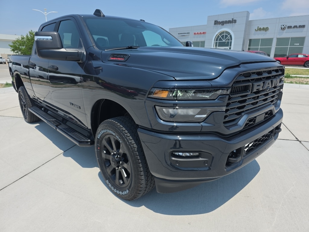 New 2026 Ram 2500 BIG HORN CREW CAB 4X4 6'4 BOX Pickup