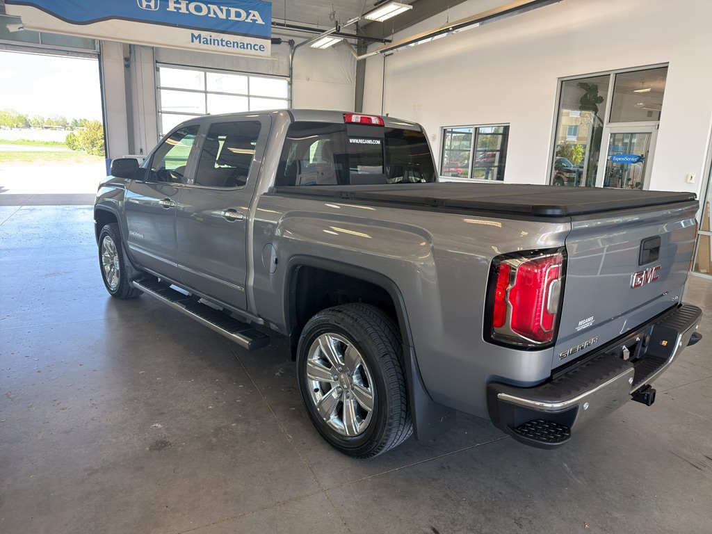 Used 2017 GMC Sierra SLT Truck Crew Cab