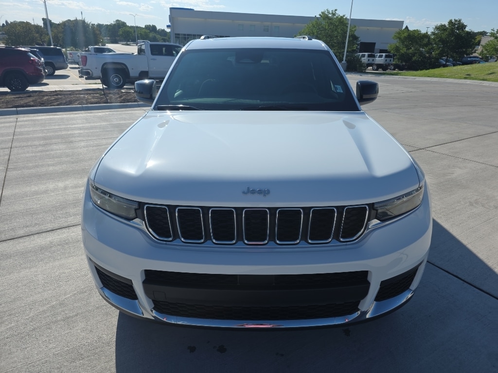 New 2026 Jeep Grand Cherokee L LAREDO X 4X4 Sport Utility