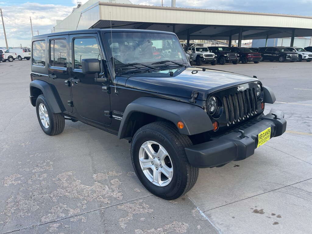 2011 Jeep Wrangler Unlimited Sport photo 3