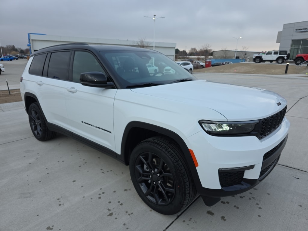 New 2025 Jeep Grand Cherokee L LIMITED 4X4 Sport Utility