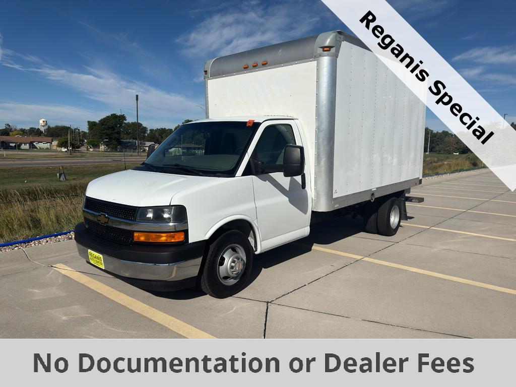 2017 Chevrolet Express Cutaway