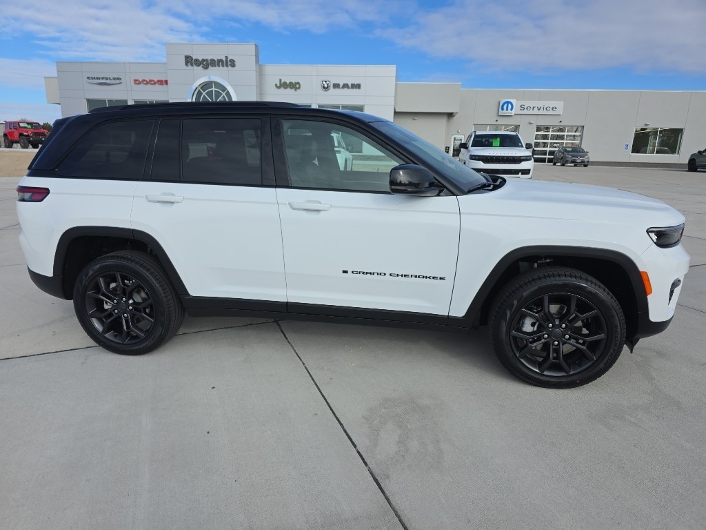 New 2025 Jeep Grand Cherokee LIMITED 4X4 Sport Utility