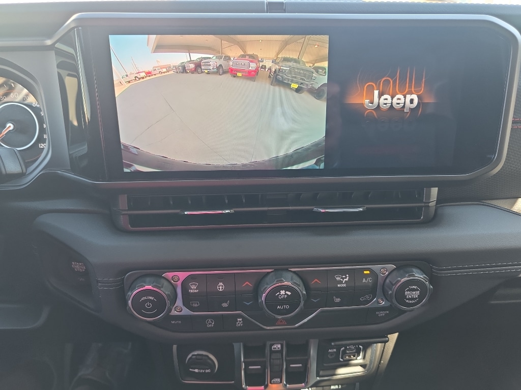 2025 Jeep Wrangler 4-Door Rubicon - Photo 16