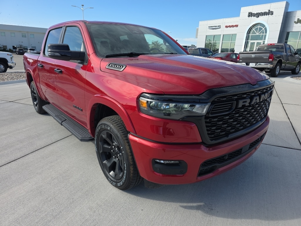 New 2026 Ram 1500 BIG HORN CREW CAB 4X4 5'7 BOX Pickup