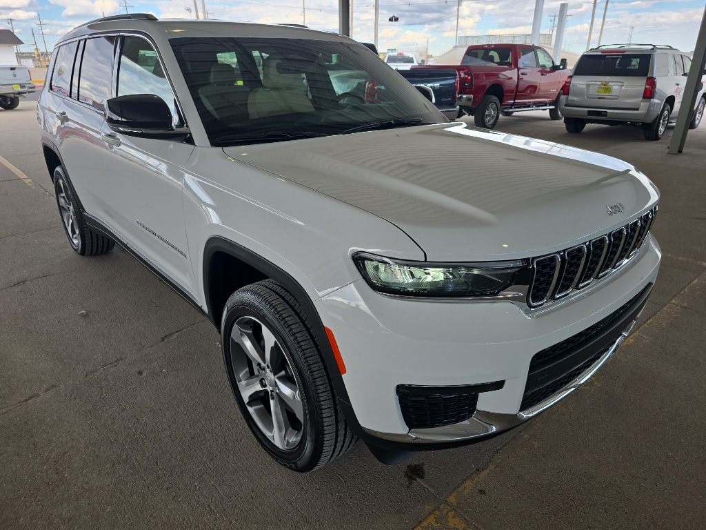 New 2025 Jeep Grand Cherokee L LIMITED 4X4 Sport Utility
