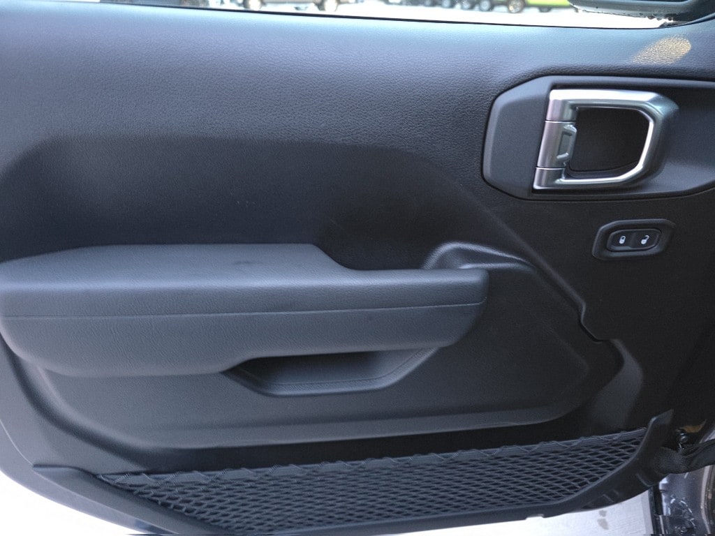 2026 Jeep Wrangler 2-Door Sport - Photo 15