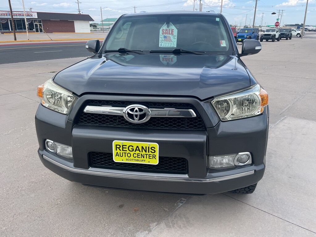 2010 Toyota 4Runner SR5 photo 2