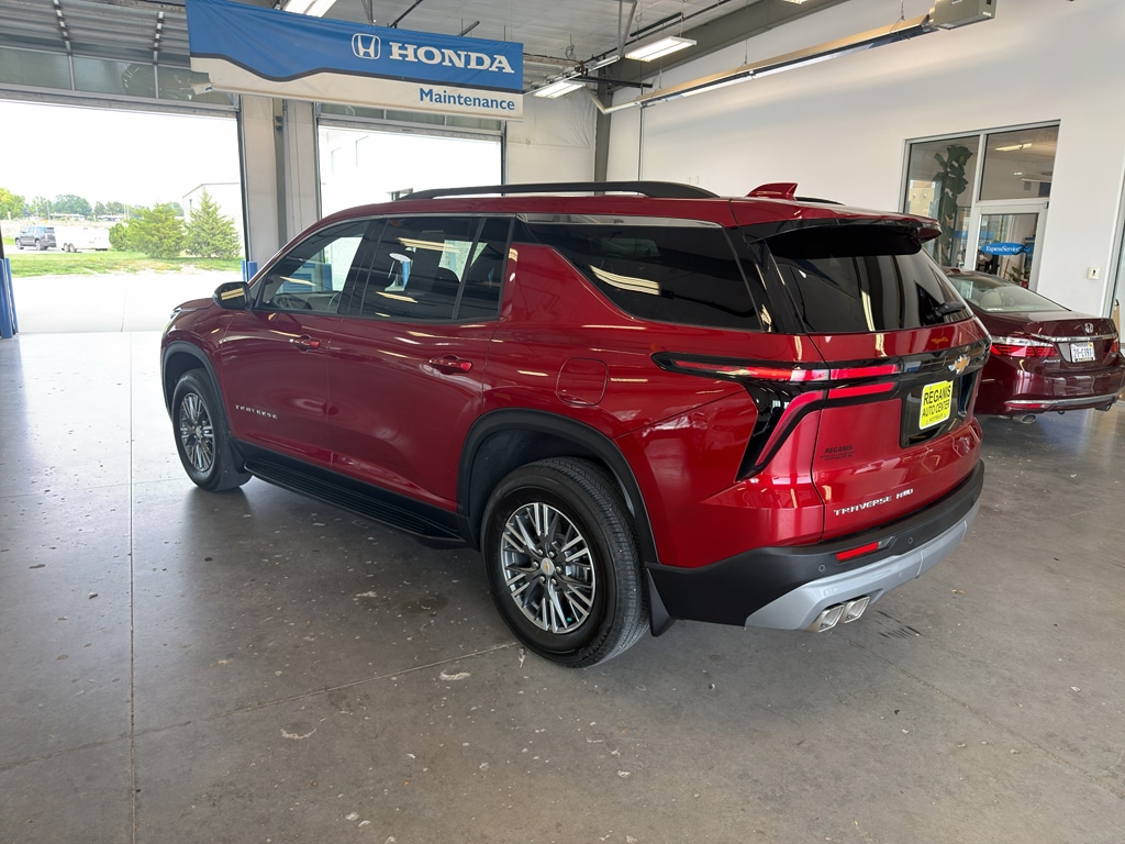 Used 2026 Chevrolet Traverse AWD LT SUV