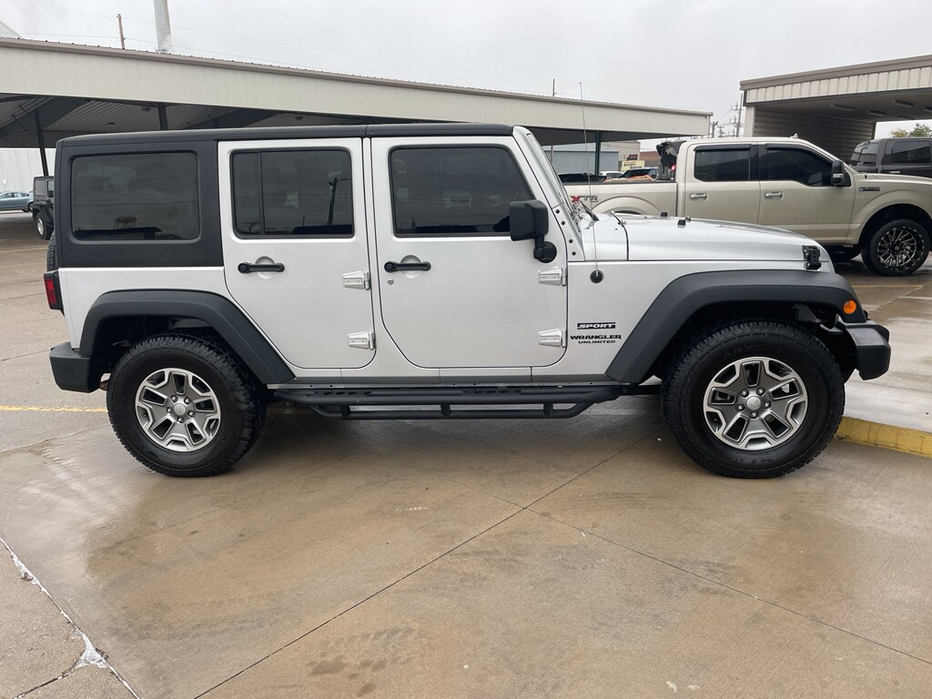 2012 Jeep Wrangler Sport photo 4