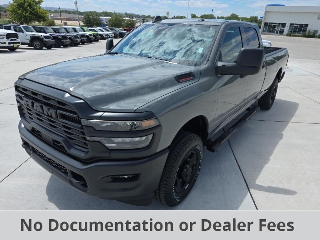 New 2026 Ram 3500 TRADESMAN CREW CAB 4X4 8' BOX Pickup