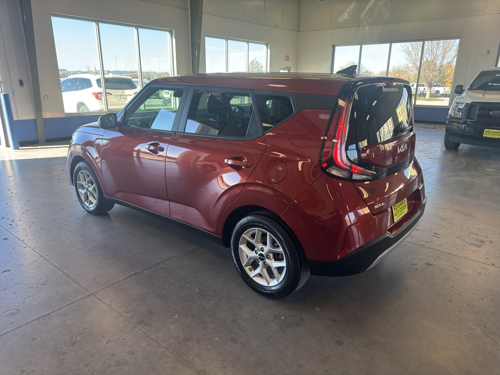 Used 2024 Kia Soul LX Hatchback