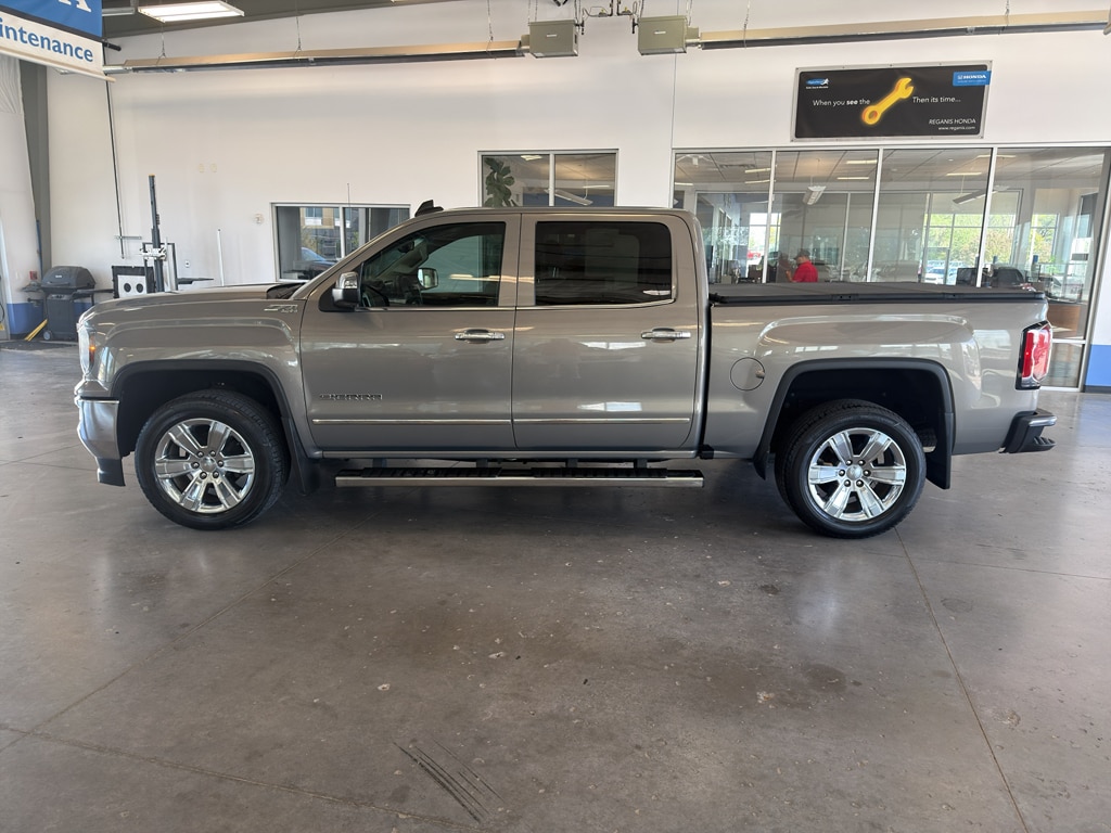 Used 2017 GMC Sierra SLT Truck Crew Cab