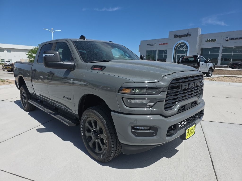 New 2026 Ram 2500 BIG HORN CREW CAB 4X4 6'4 BOX Pickup