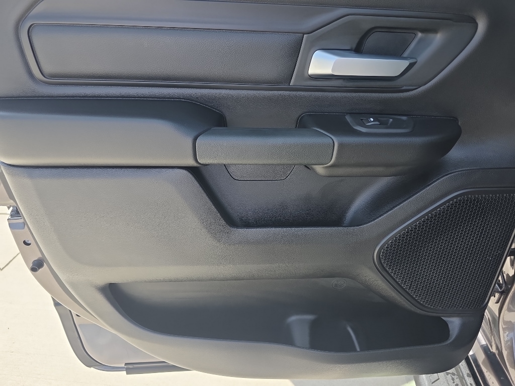 2026 RAM 1500 Warlock - Photo 17