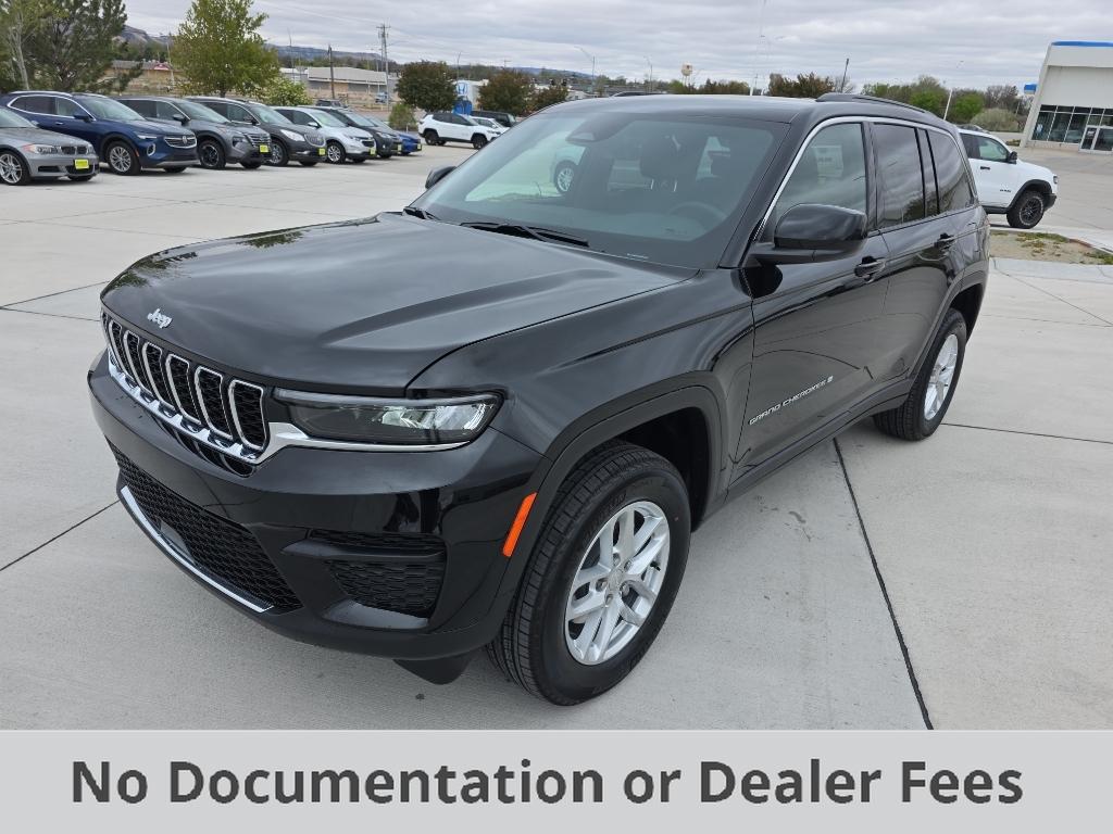2026 Jeep Grand Cherokee Laredo X 4x4's photo