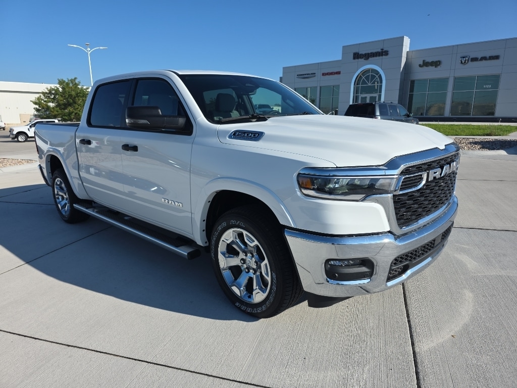 New 2026 Ram 1500 BIG HORN CREW CAB 4X4 5'7 BOX Pickup