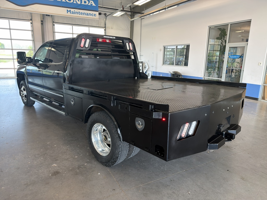 Used 2016 Chevrolet Silverado High Country Truck Crew Cab