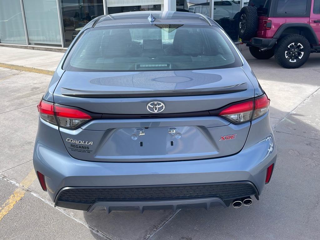 2022 Toyota Corolla XSE photo 4