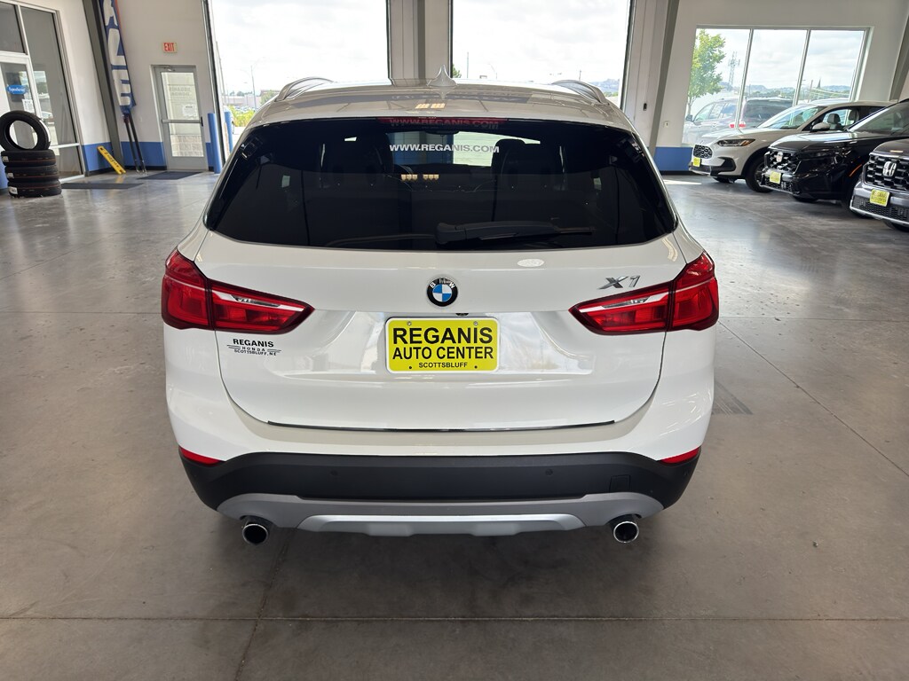2017 Bmw X1 XDrive28i photo 2