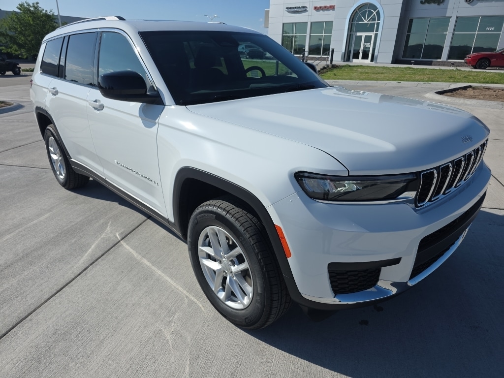 New 2026 Jeep Grand Cherokee L LAREDO X 4X4 Sport Utility