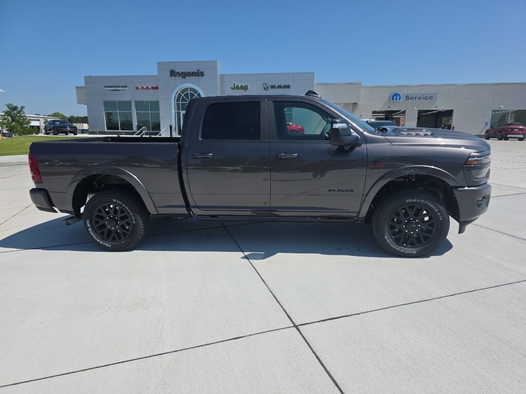 New 2026 Ram 2500 LIMITED CREW CAB 4X4 6'4 BOX Pickup