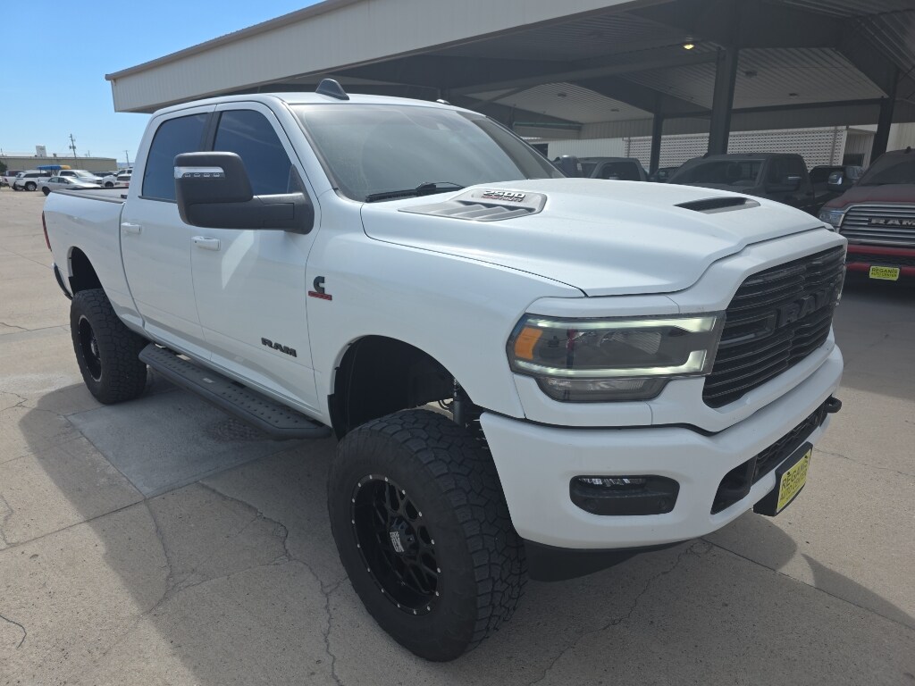 2023 Ram 2500 Laramie photo 3