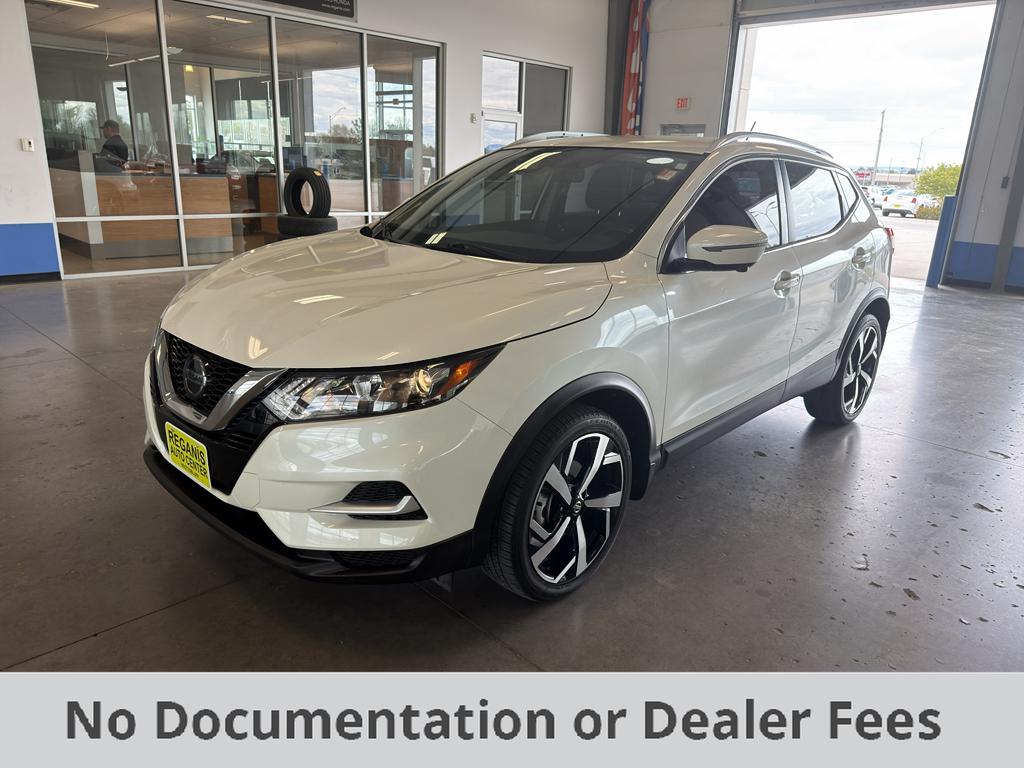 2022 Nissan Rogue Sport SL AWD's photo