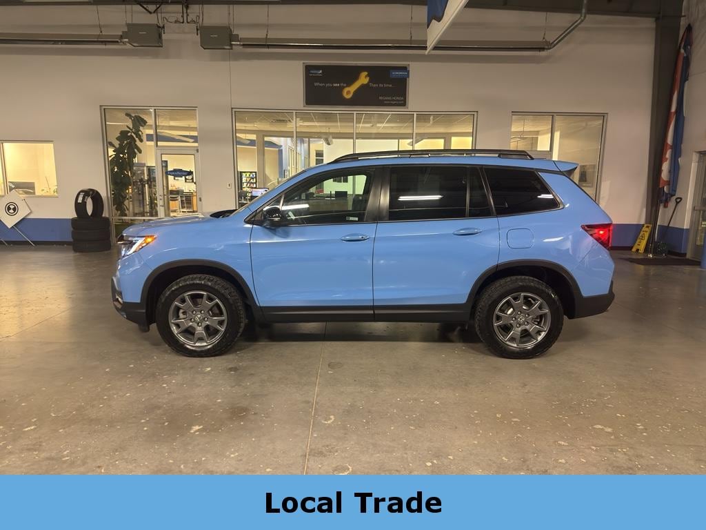 Used 2024 Honda Passport TrailSport SUV
