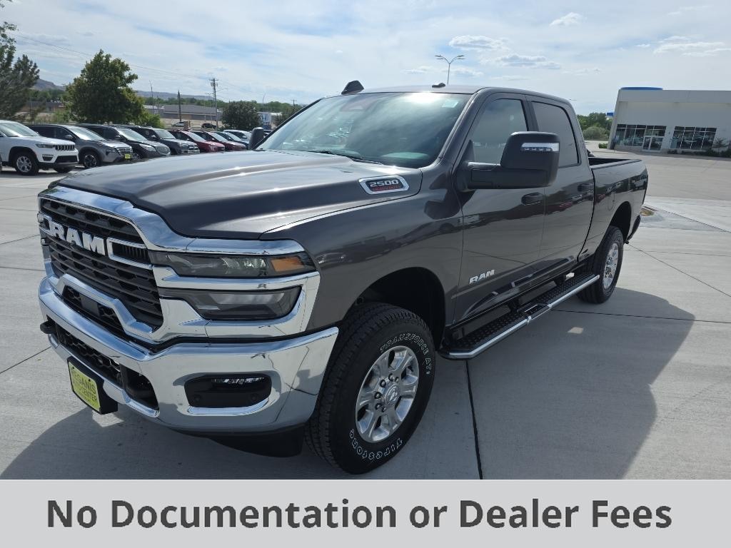 New 2026 Ram 2500 BIG HORN CREW CAB 4X4 6'4 BOX Pickup