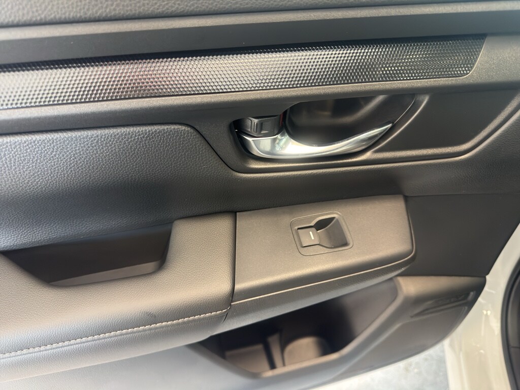 2026 Honda CR-V LX - Photo 11