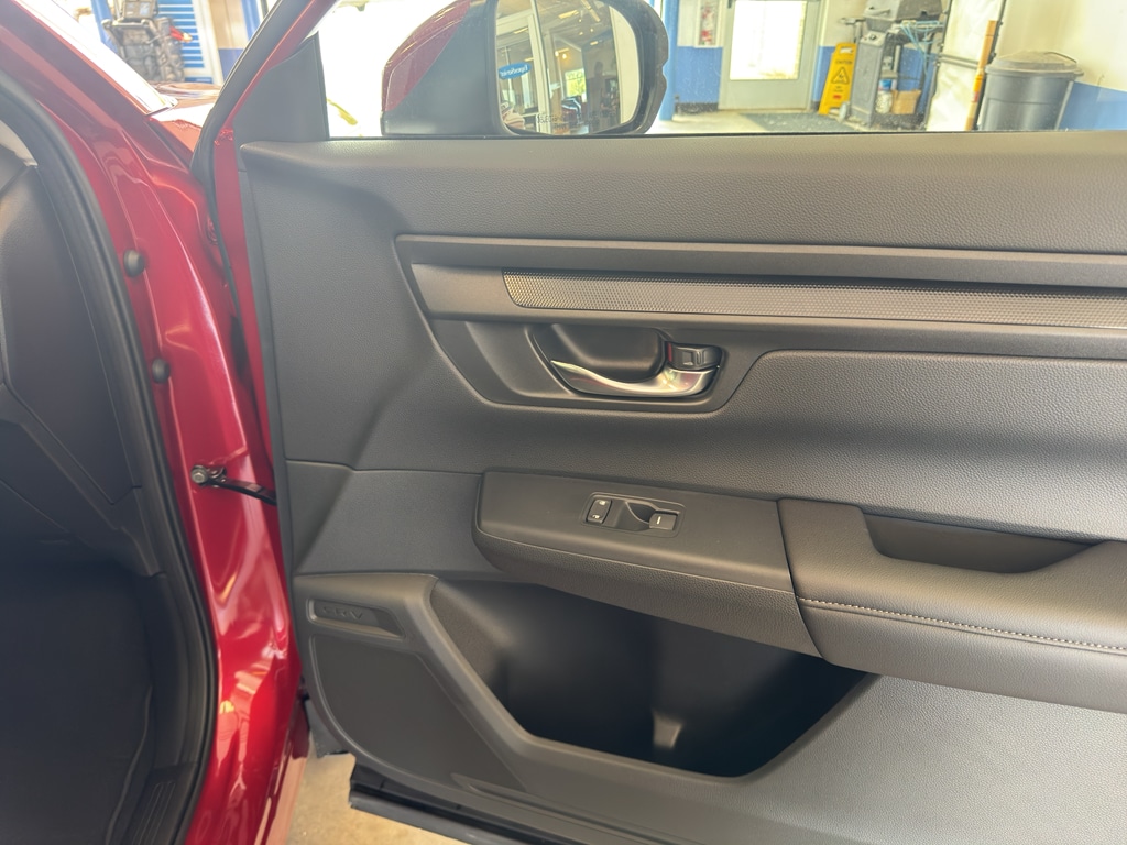 2026 Honda CR-V LX - Photo 16