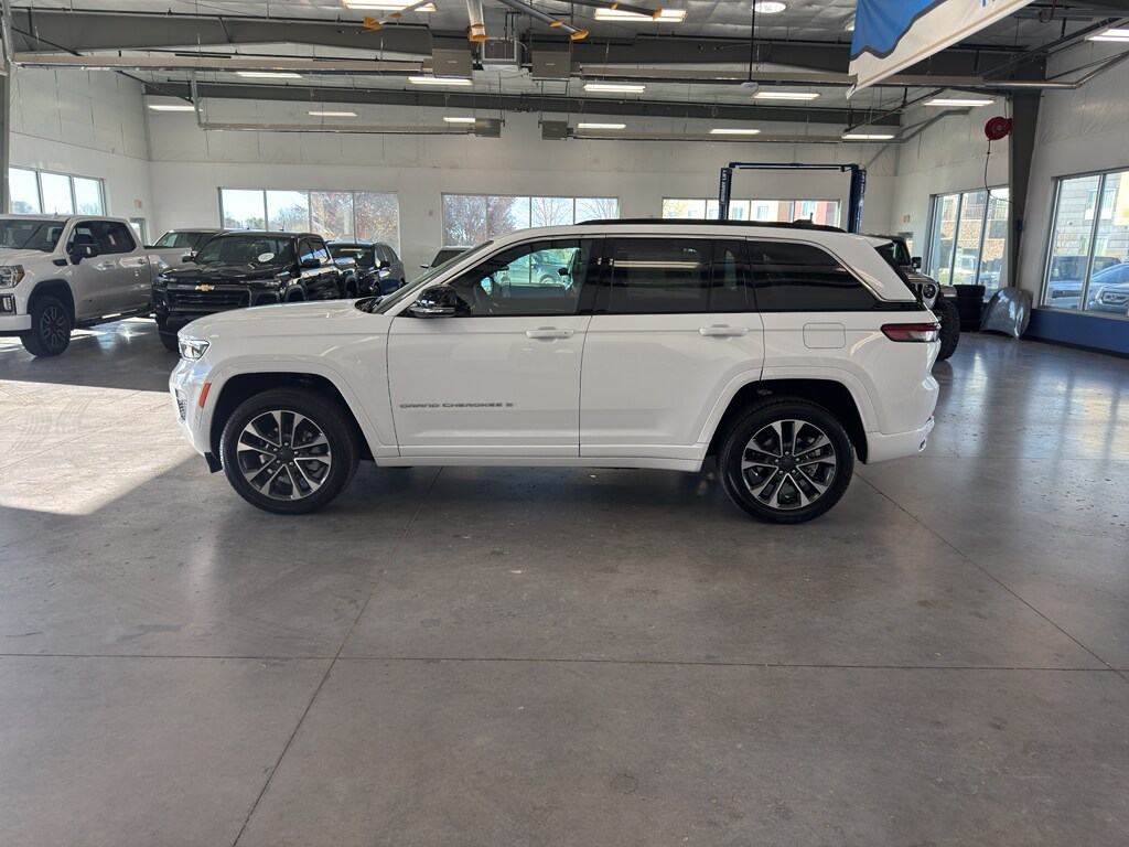 New 2025 Jeep Grand Cherokee Overland SUV