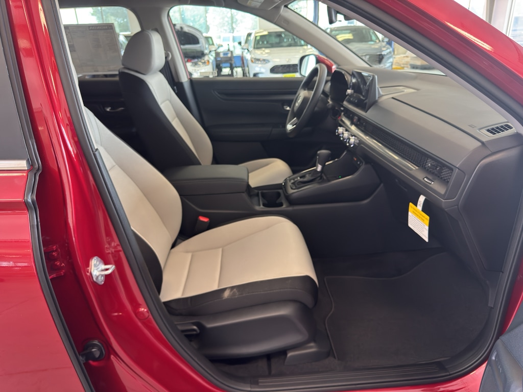 2026 Honda CR-V LX - Photo 17