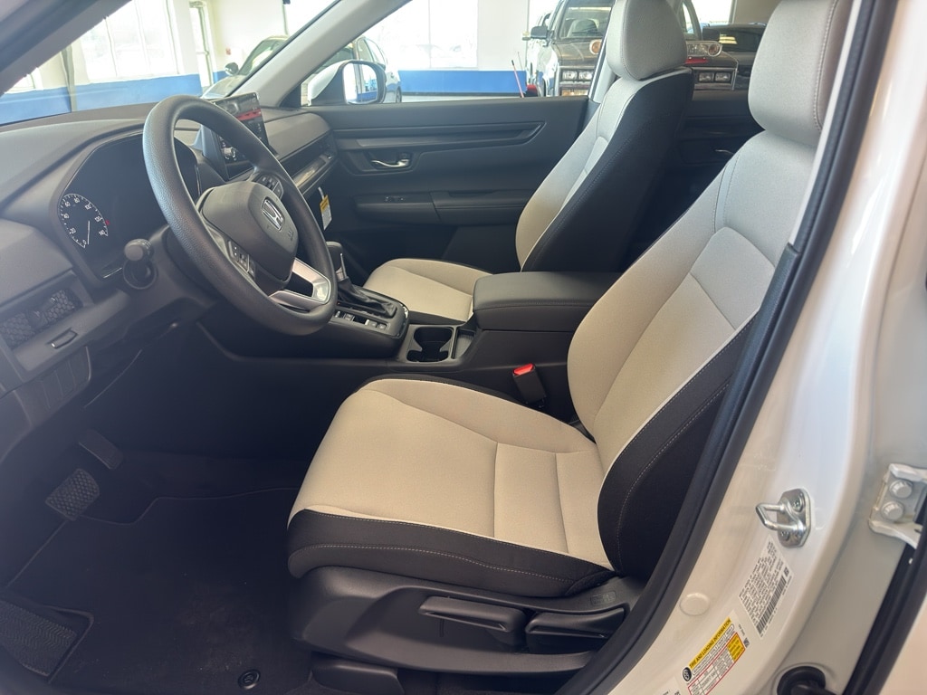 2026 Honda CR-V LX - Photo 10