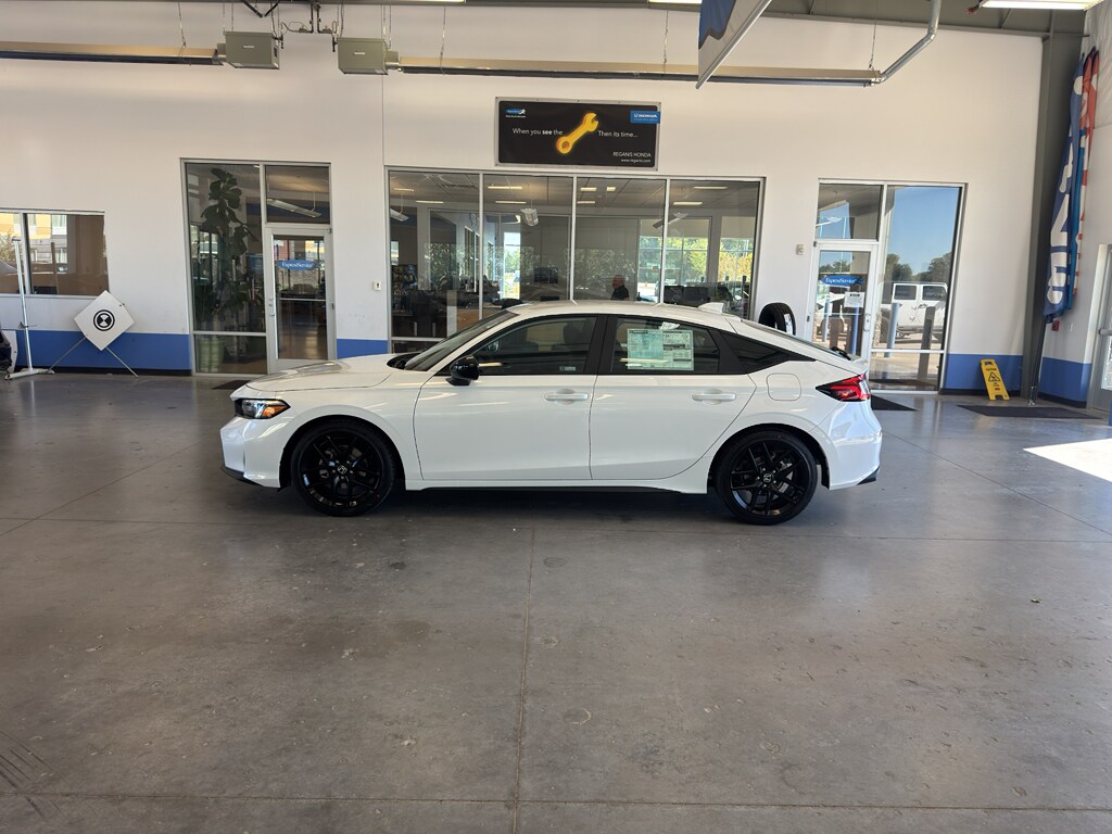 2026 Honda Civic Sport Hatchback photo 2