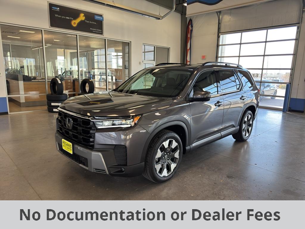 2026 Honda Pilot Touring's photo