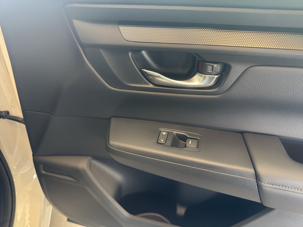 2026 Honda CR-V LX - Photo 16