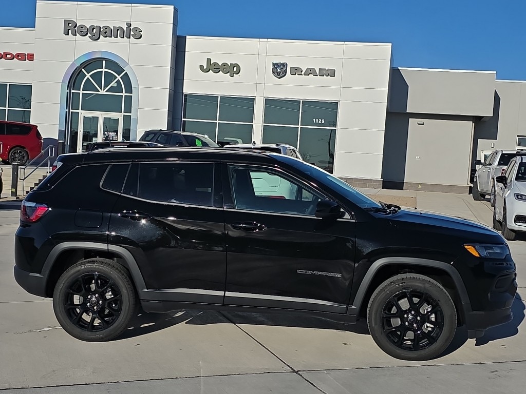New 2026 Jeep Compass Latitude SUV