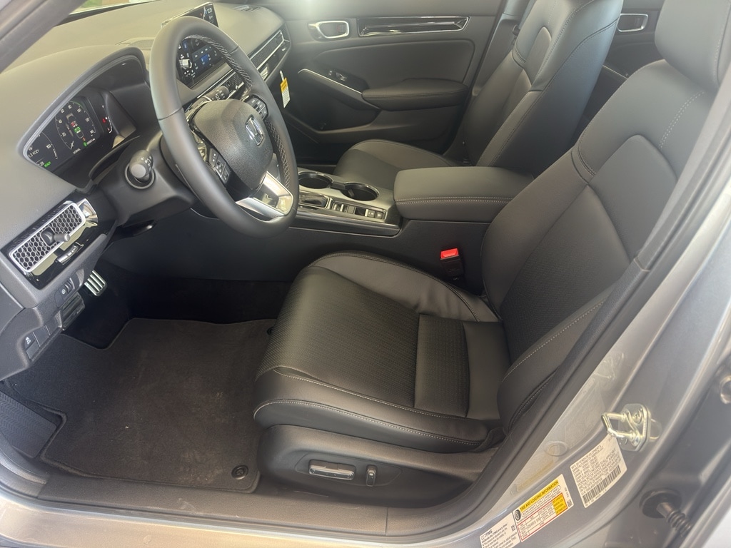 2026 Honda Civic Hatchback Sport Touring - Photo 10