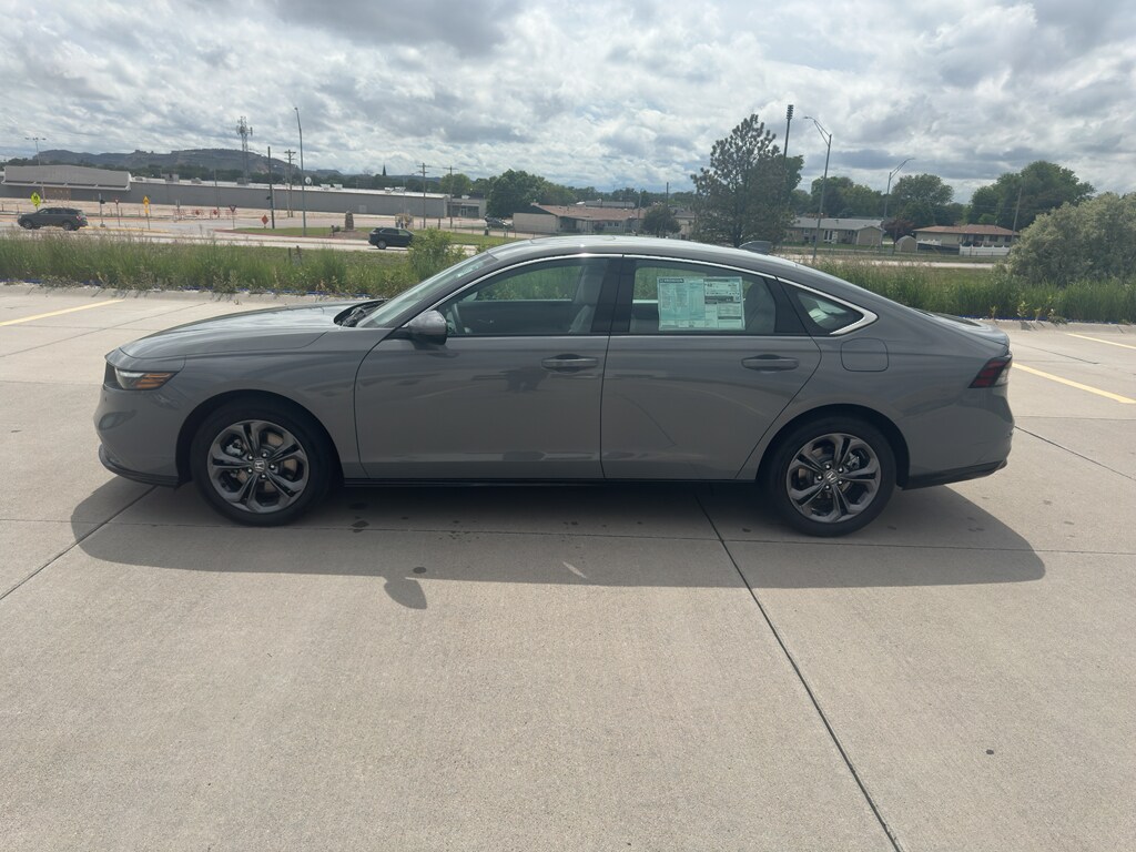 2025 Honda Accord Hybrid EX-L photo 2