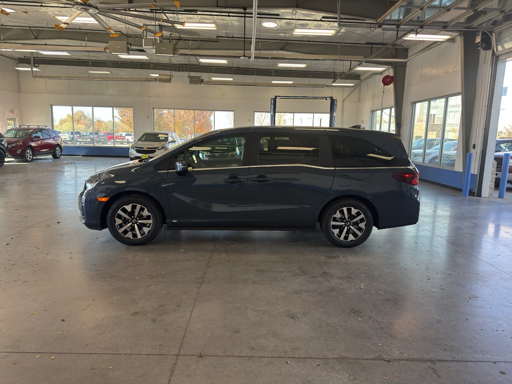New 2026 Honda Odyssey EX-L Van Passenger