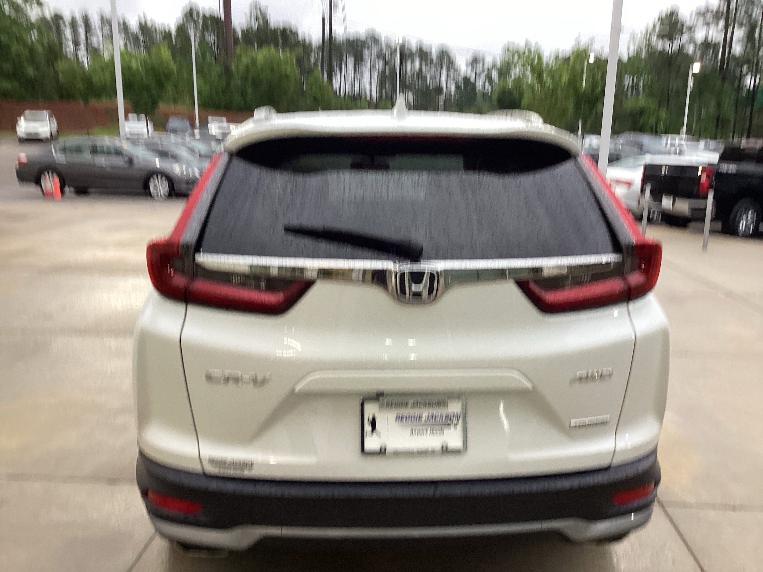 2020 Honda CR-V Touring AWD photo 3