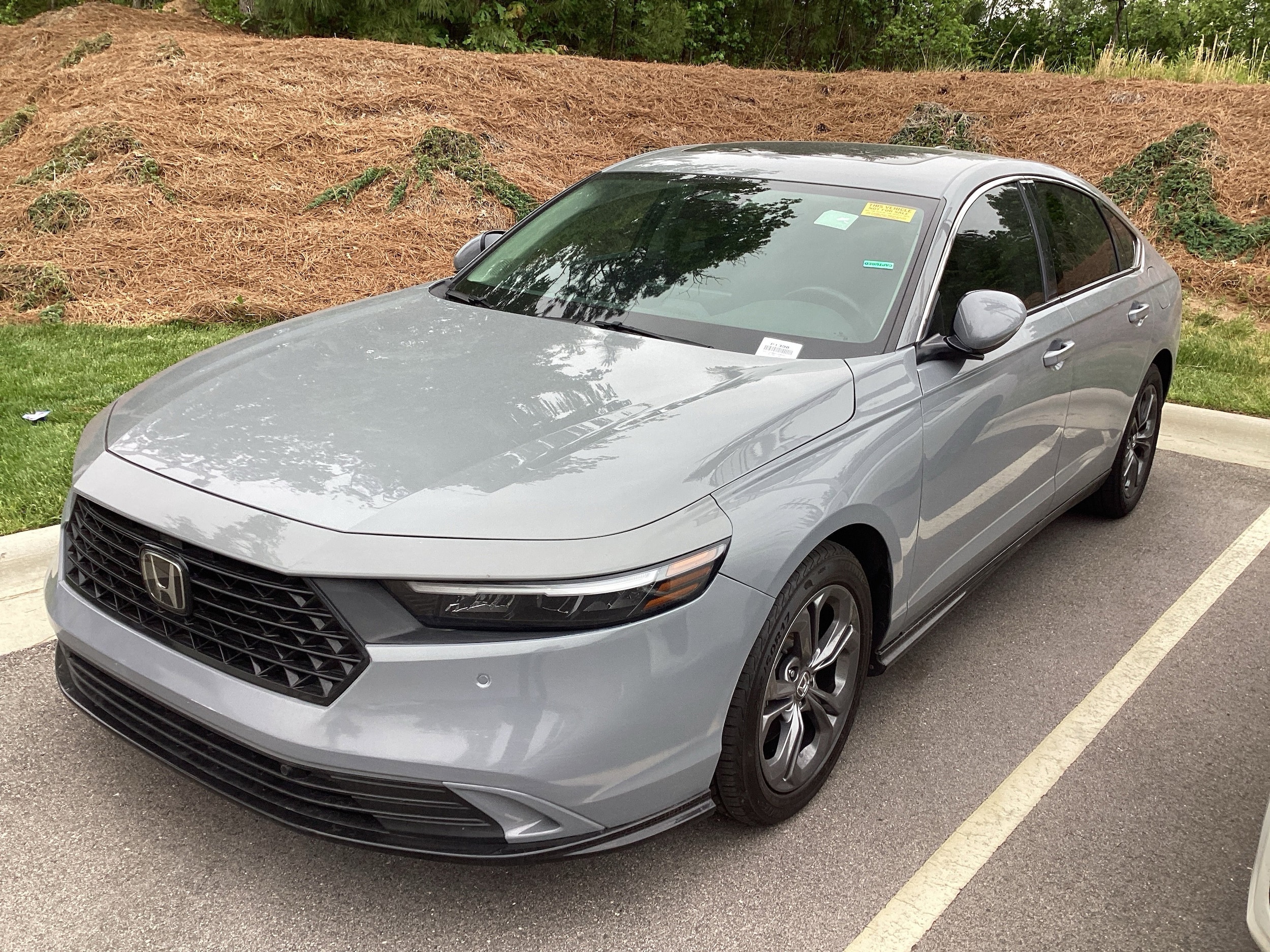 2024 Honda Accord Hybrid EX-L photo 6