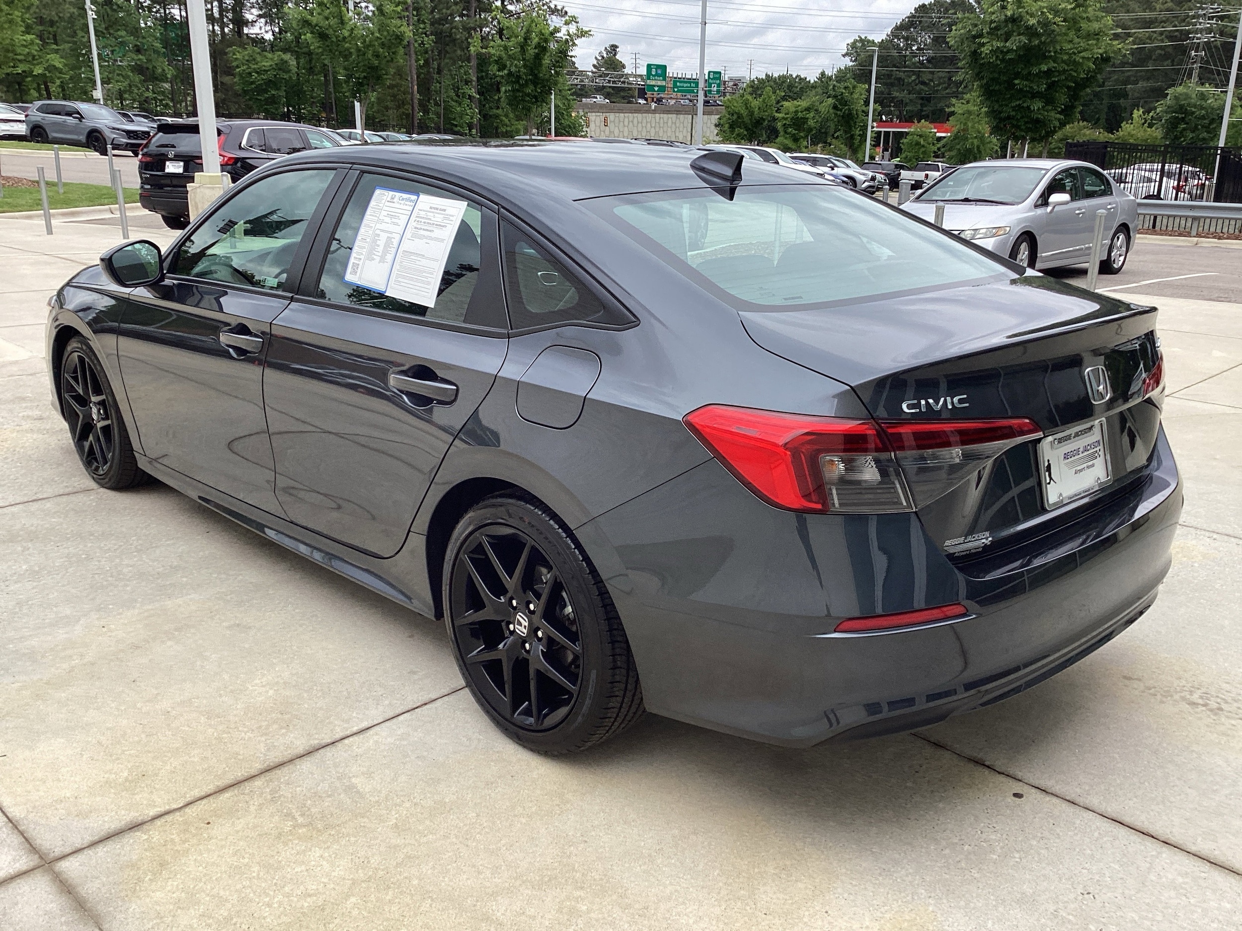 2024 Honda Civic Sport photo 6