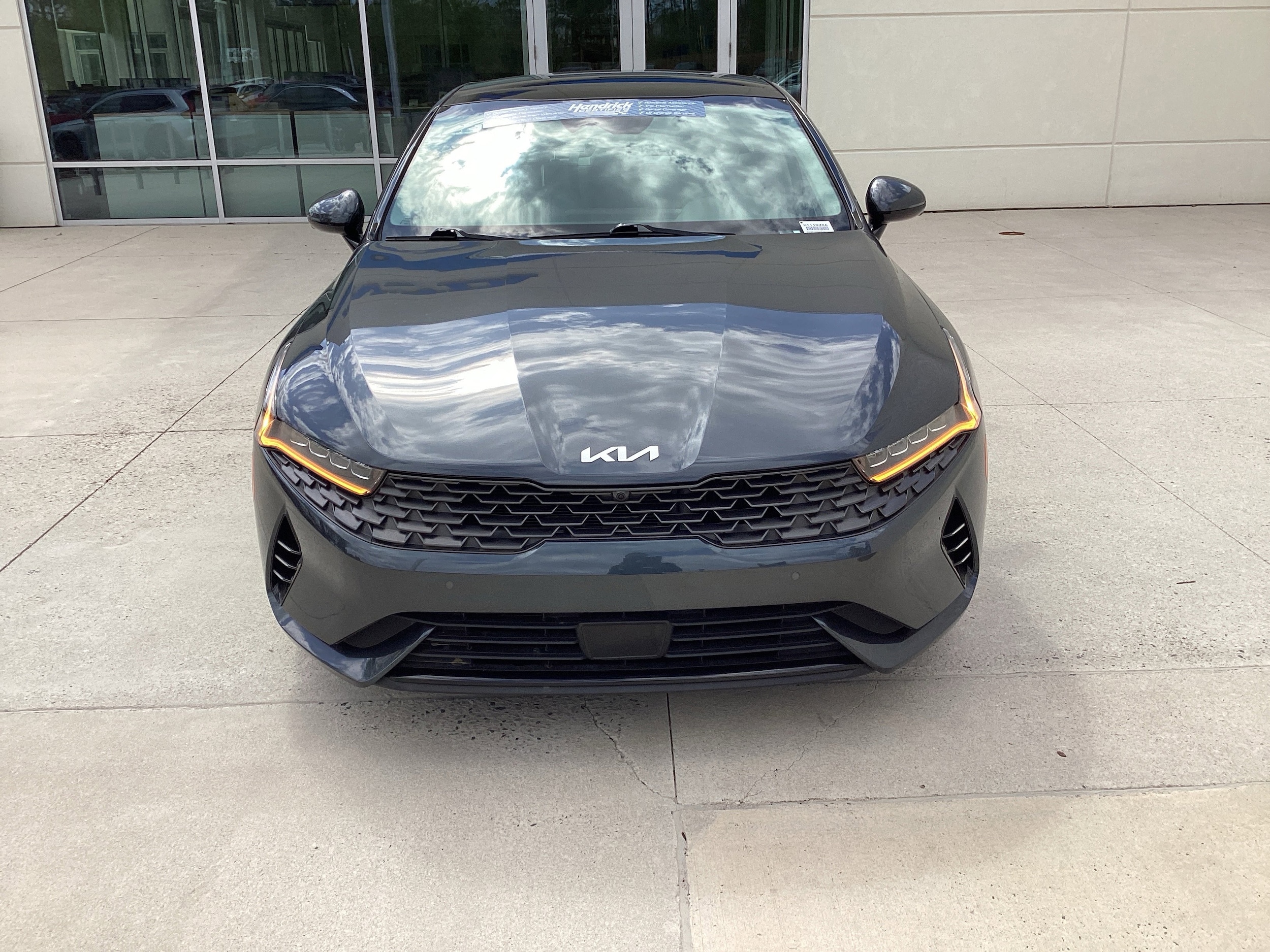 2022 Kia K5 EX photo 2