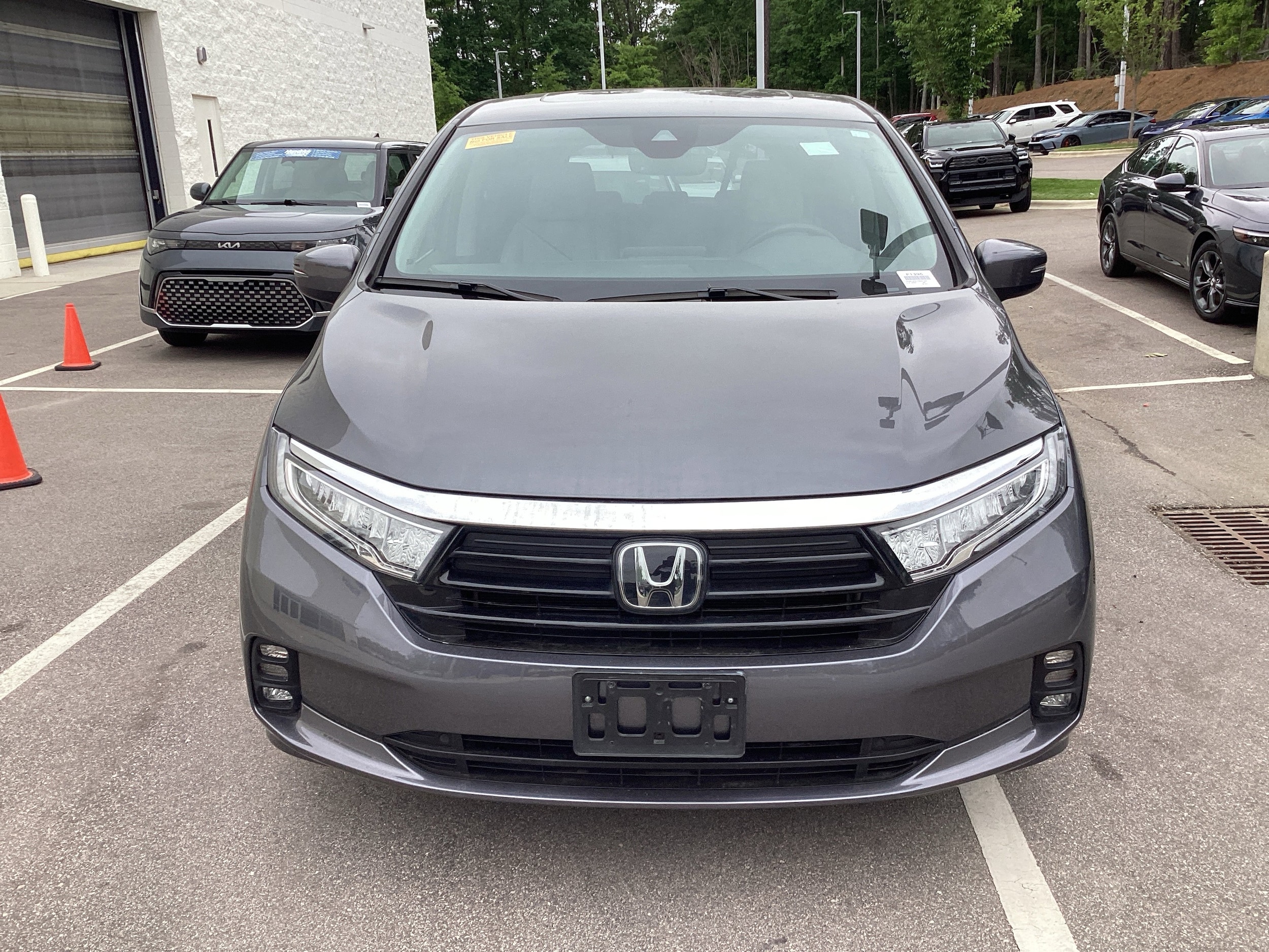 2023 Honda Odyssey EX-L photo 2