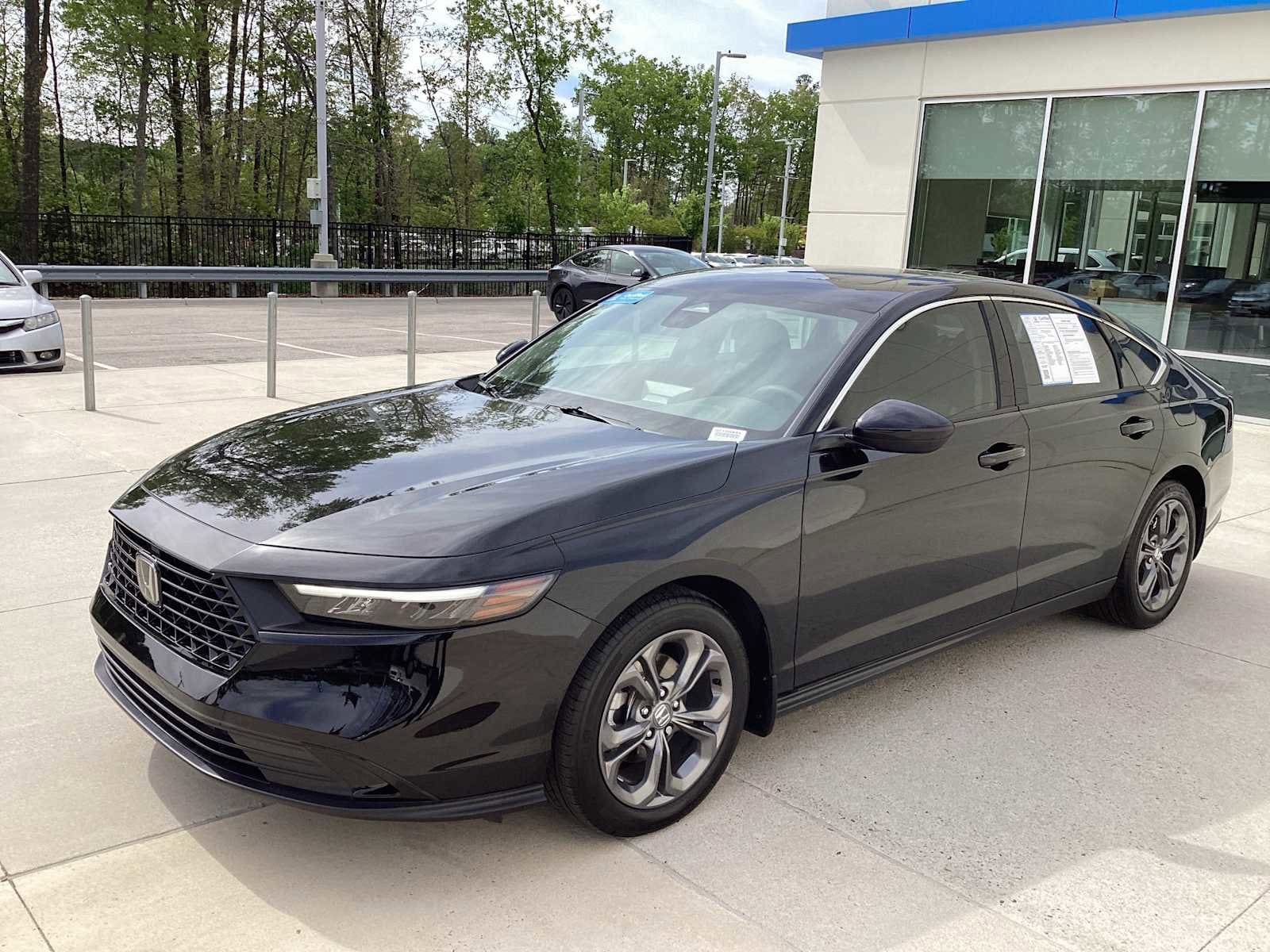 2023 Honda Accord EX w/BSI photo 2