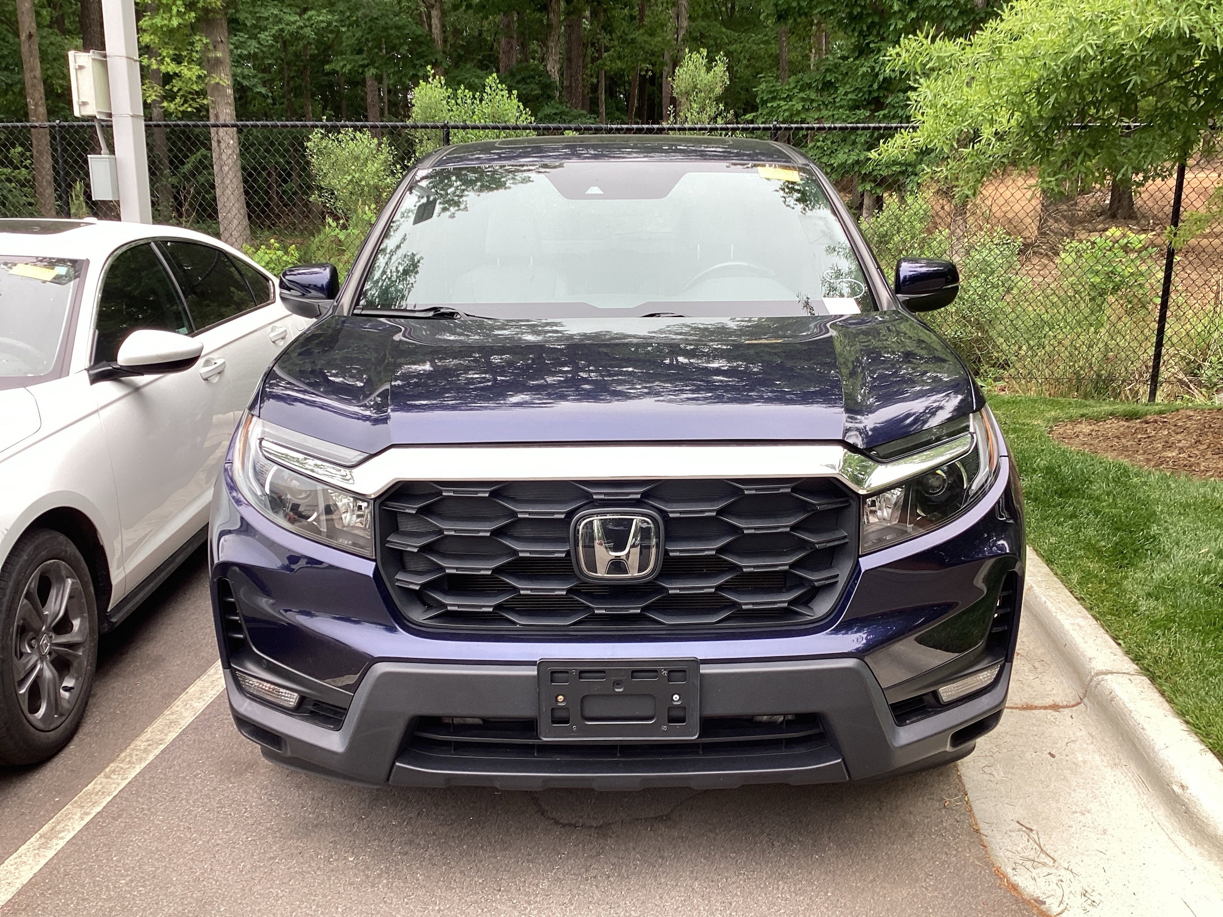 2022 Honda Passport EX-L AWD photo 4